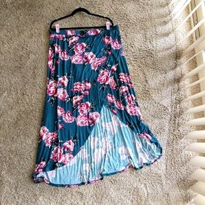 Plus size asymmetric skirt